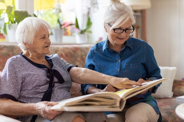 5 Signs Your Parent Needs Memory Care in Pittsburgh